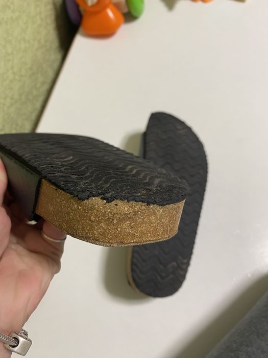 Шльопанці Avenue 37 розмір 24 см