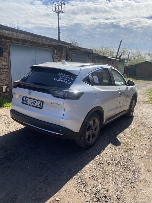 Авто в аренду под такси