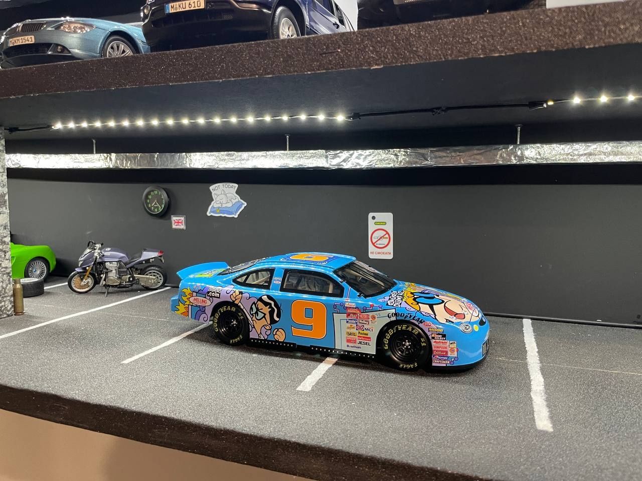 Модель Nascar Action 1:18