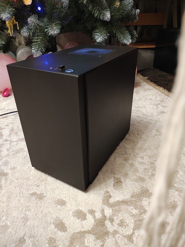 Корпус для пк nzxt h210