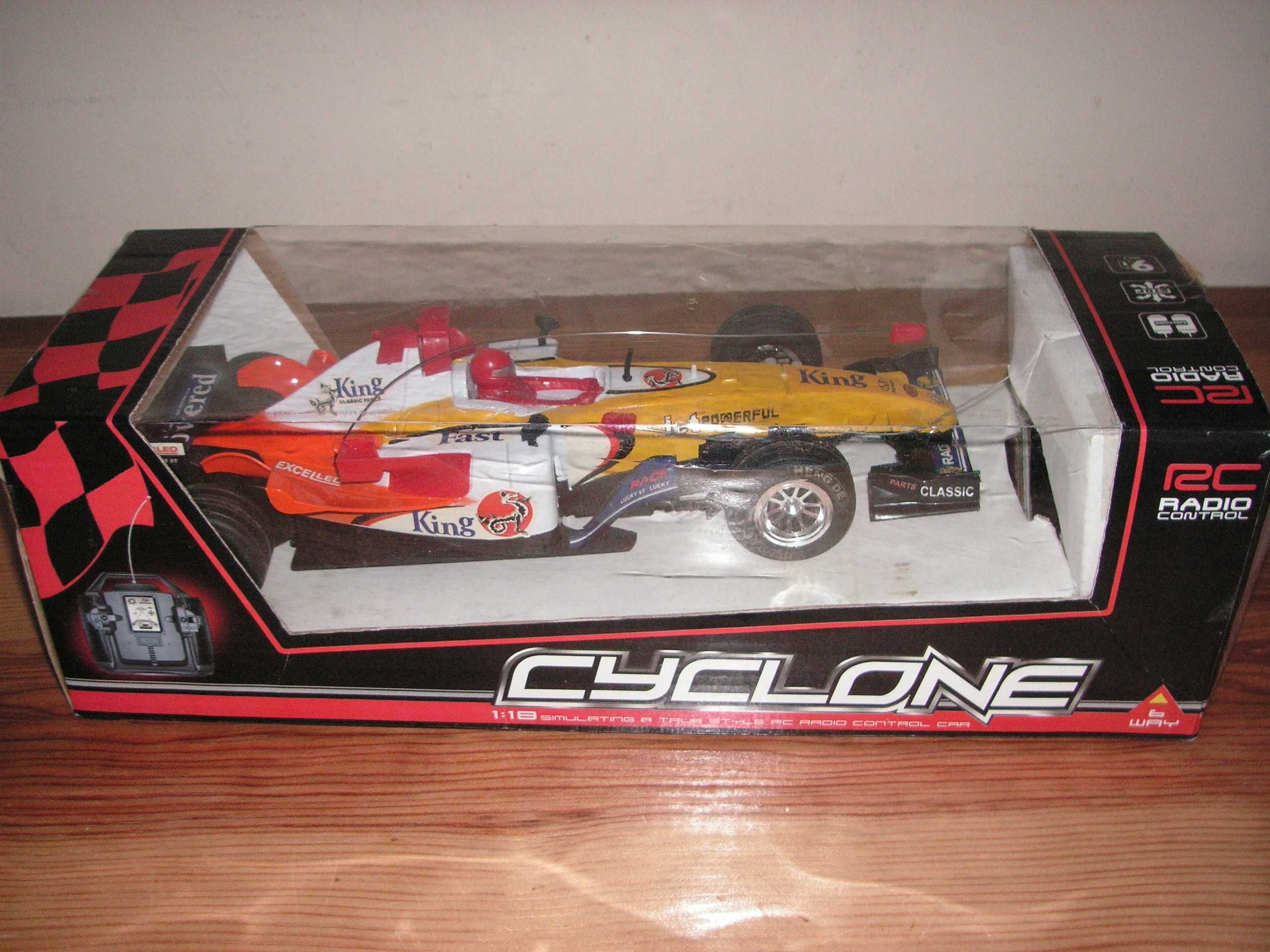 RC Radio Control Car Fórmula 1 - Cyclone HD-9901B 1:18