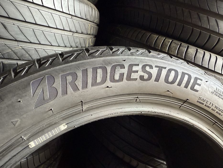 225/45 R18 + 255/40 R18 Bridgestone Turanza T005 4шт. 95% 2023