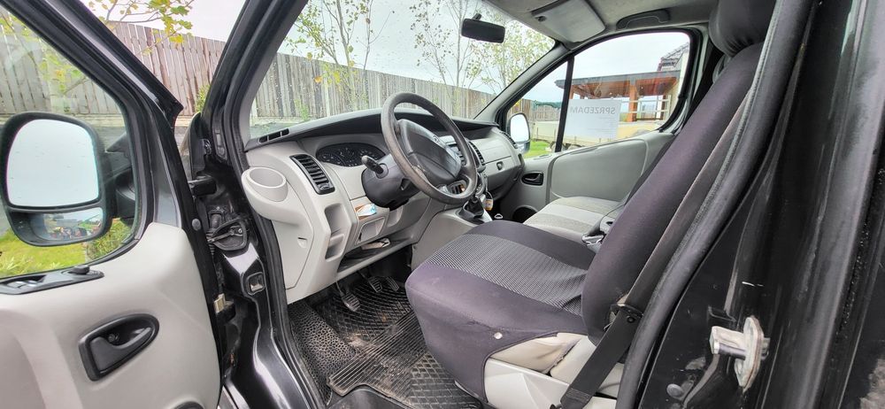 Renault trafic 9os 260tyskm 1.9 DCI