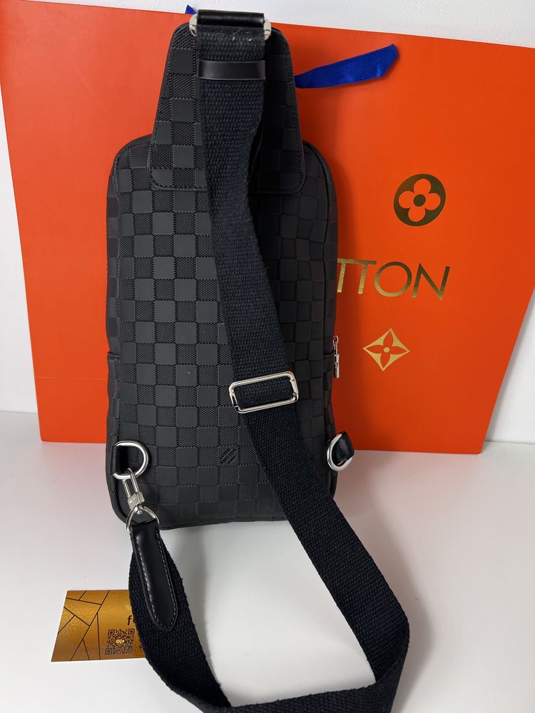 Nerka saszetka na ramię Louis Vuitton Avenue premium czarna LV