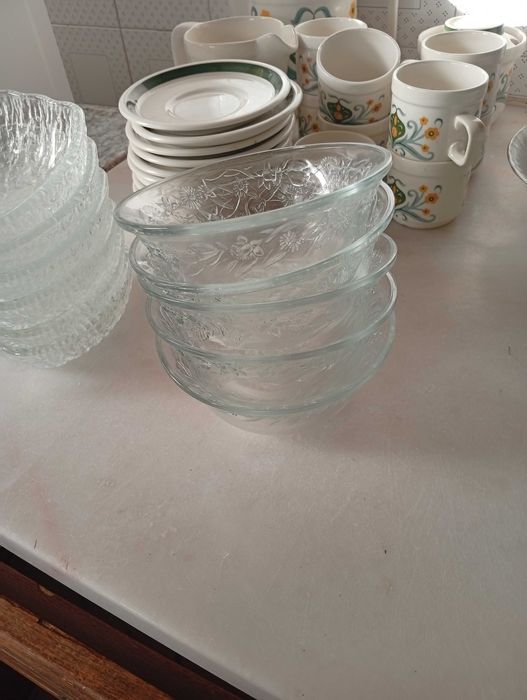 Vários tipos de loiça