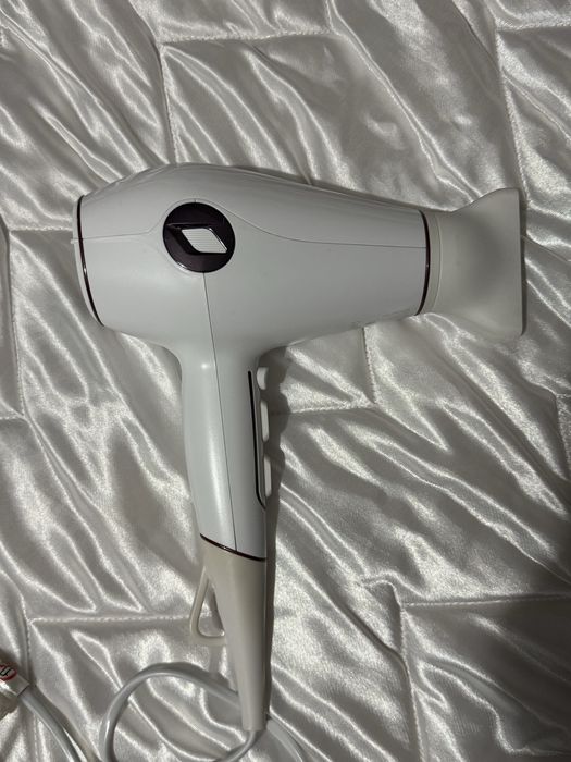 Фен Rowenta ionic booster