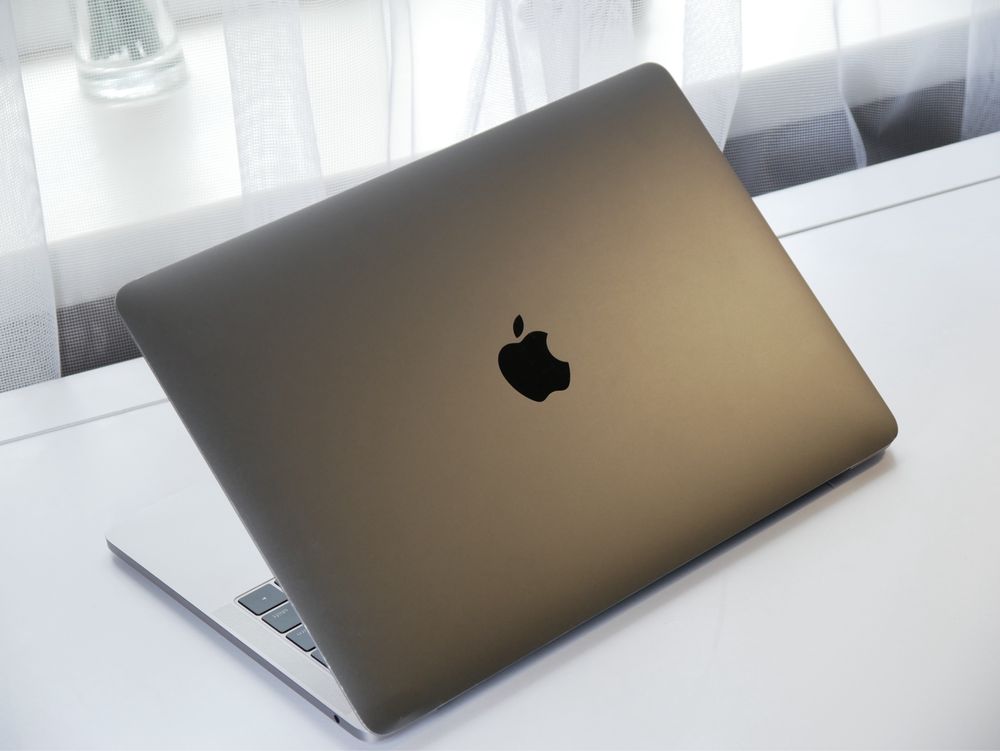 MacBook Pro 2017 | i5 2,3Ghz | 8gb Ram | 128gb