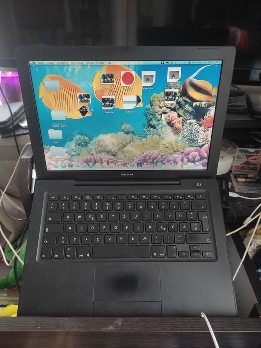 Два ноутбука Macbook A1181+Toshiba з хорошим звуком.робочі,справні
