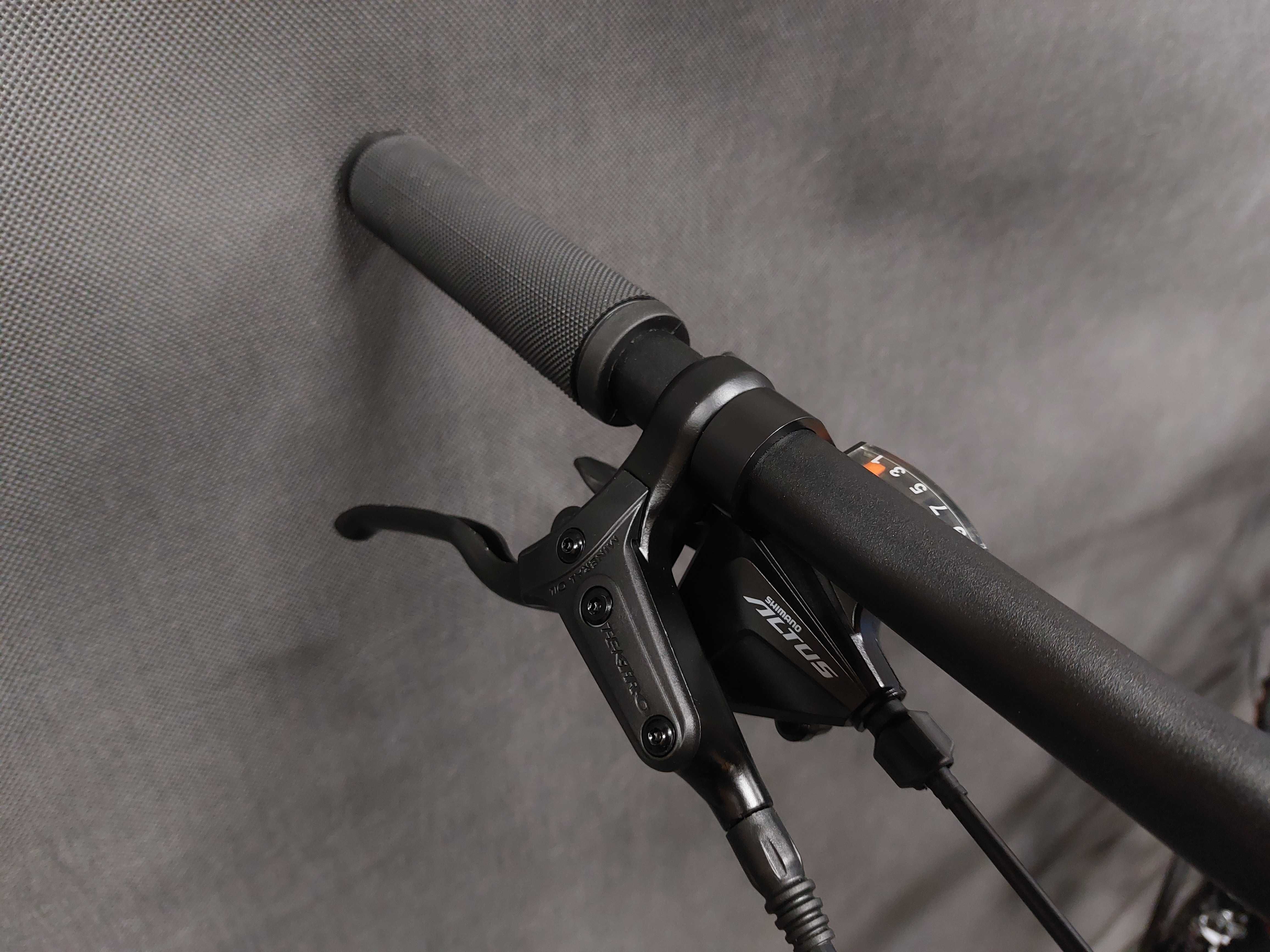 NOWY rower Fuji Nevada 3.0_MTB_29"_Hydraulika_Shimano_Tektro