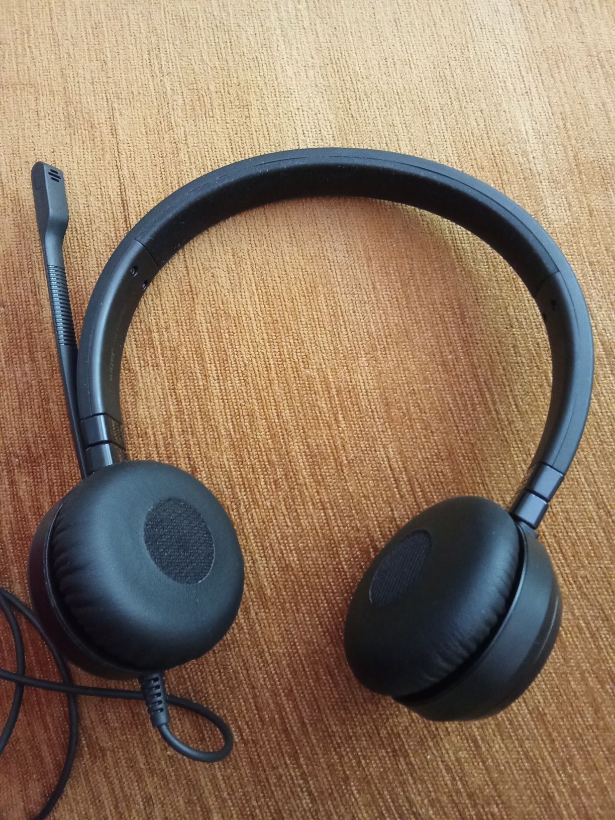 Наушники Dell проводные
