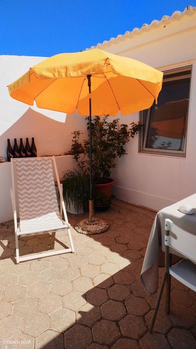 Quarto - localizado em Lagos