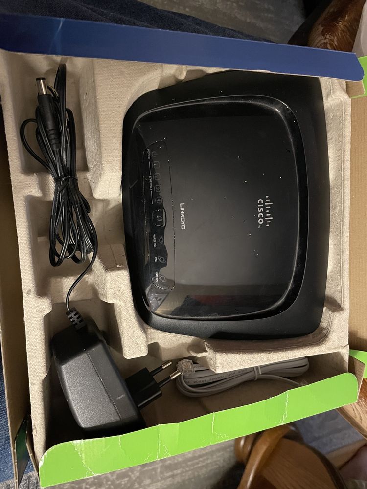 Router modem Linksys WAG120N