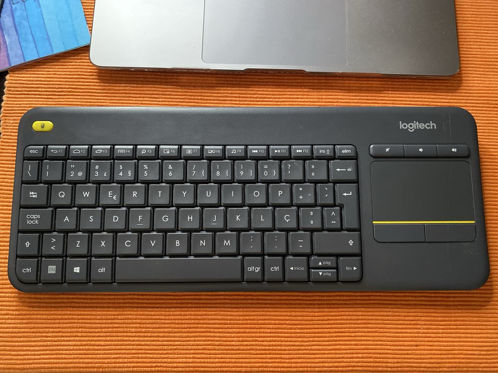Teclado + Rato LOGITECH K400 Plus