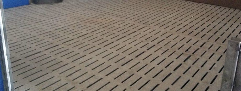 Щілинна підлога,щелеві,щелевие поли залізобетонні для свинарник