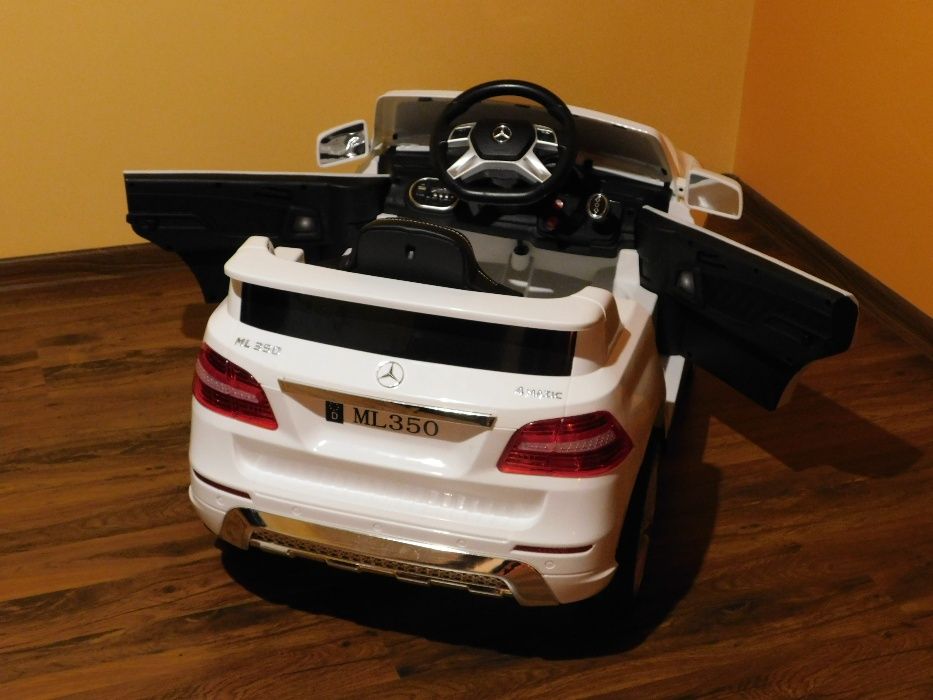 JAREX Samochód auto na akumulator Mercedes-Piekoszów