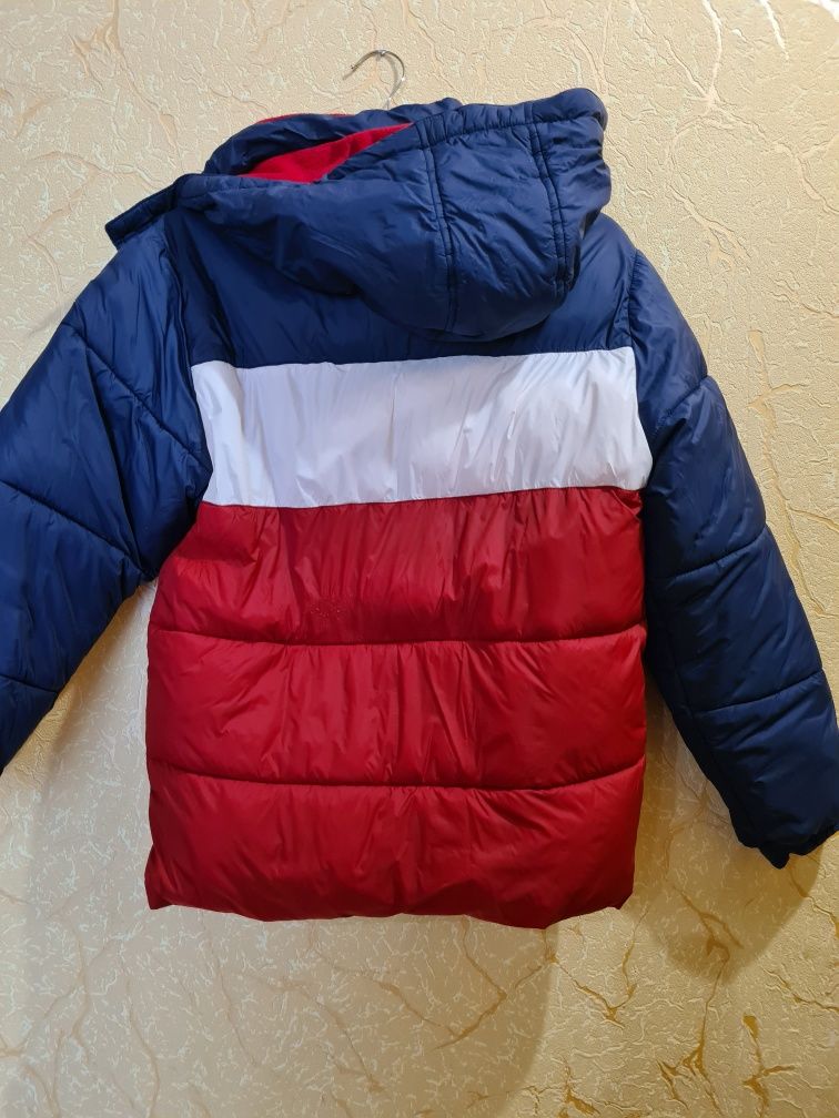 Куртка на холодну осінь і зиму 146/152 розмір