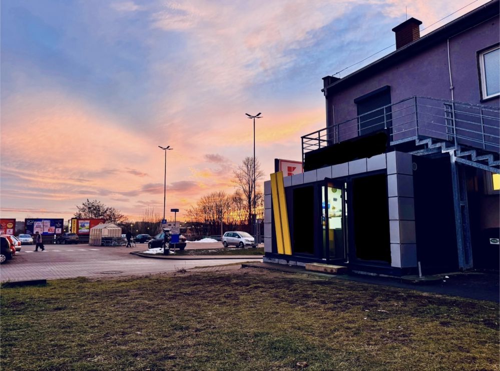 Przyczepa gastronomiczna sprzedam KEBAB pawilon handlowy 17m2 z WC
