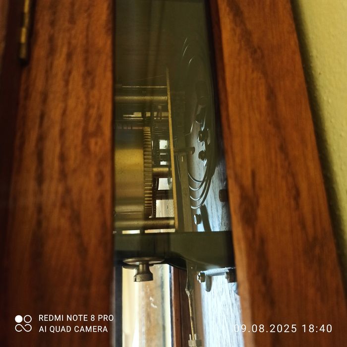 Старовинний раритетний настінний годинник