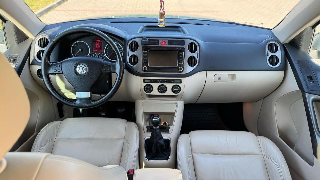 Volkswagen Tiguan 2.0 TDI 170 KM 4x4 –  kamera,panorama, xenon stan bd