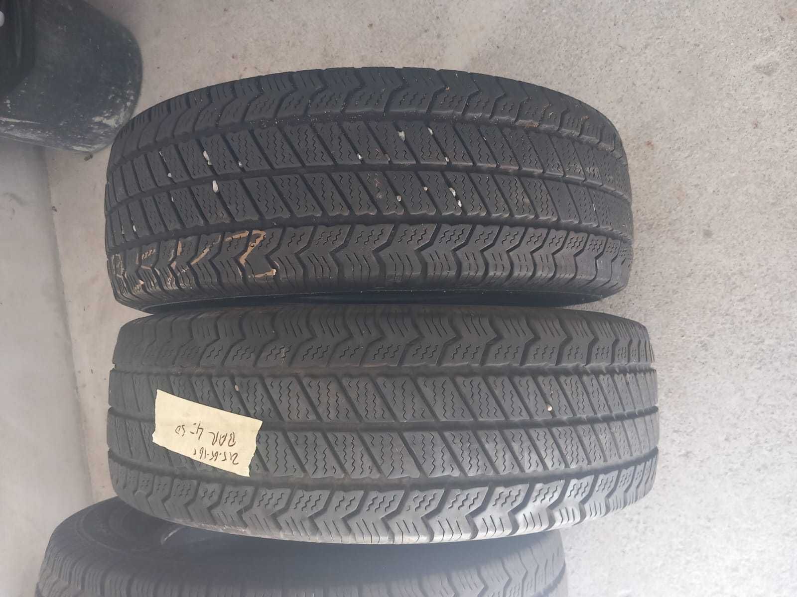 4 pneus 215/65R16 C Barum seminovos