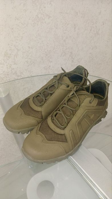 Тактичні шкіряні чоловічі кросівки