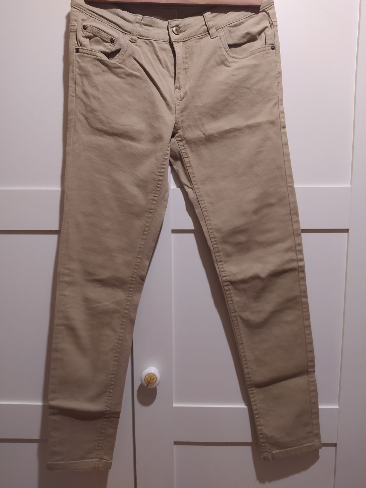 Cropp spodnie chinosy cygaretki 34