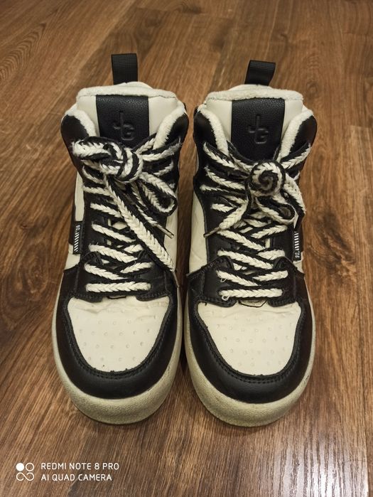 Кросівки зимові 36 розмір