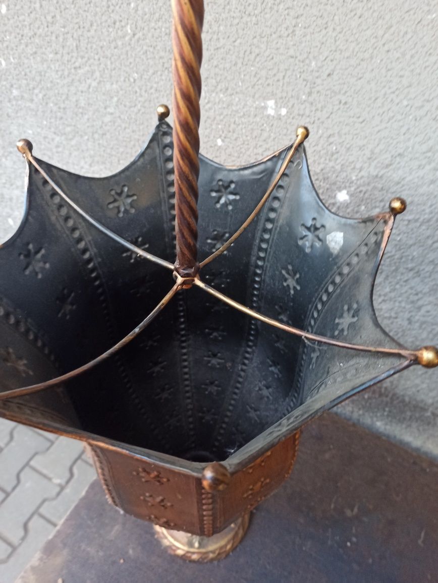 Stojak na parasolki