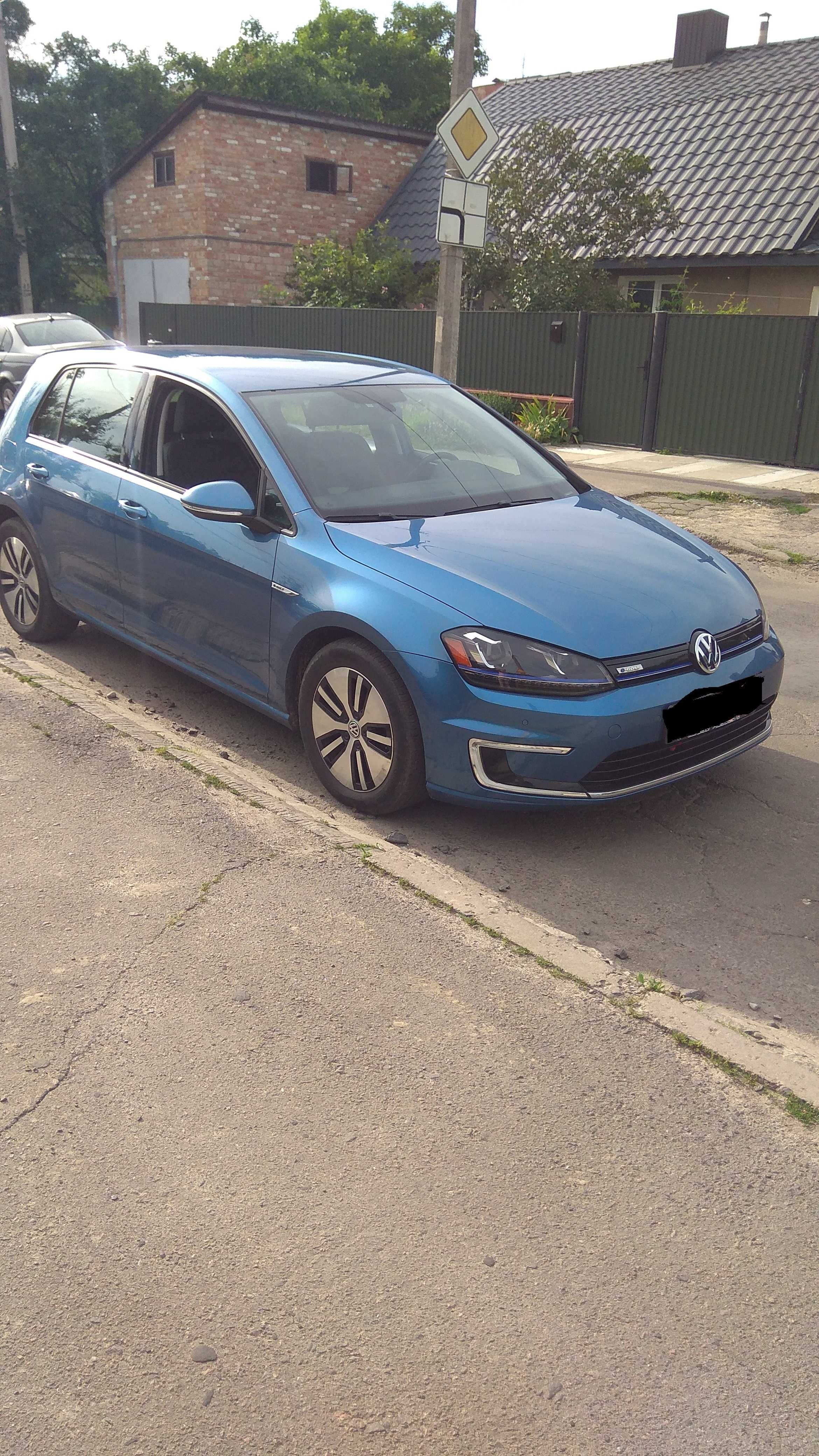 Продам Volkswagen e-Golf 2014