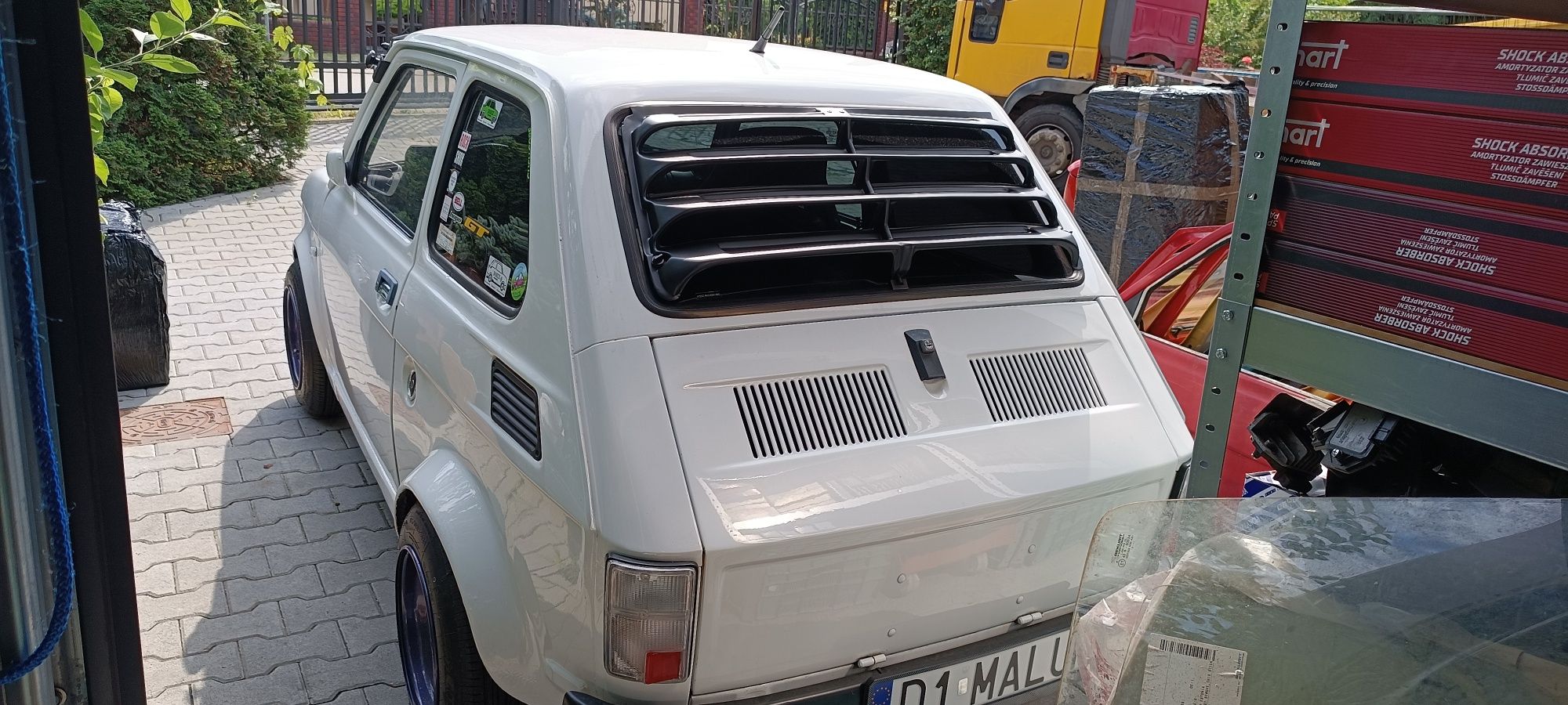 Fiat 126p żaluzja tylnej szyby super wykonanie. Nowa tuningowy atrybut