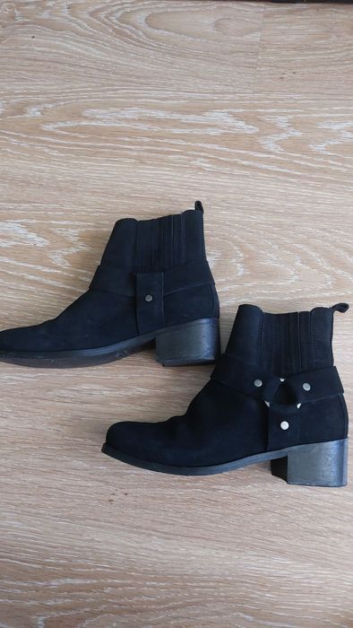 Черевики жіночі 37.5/38р.( замш).