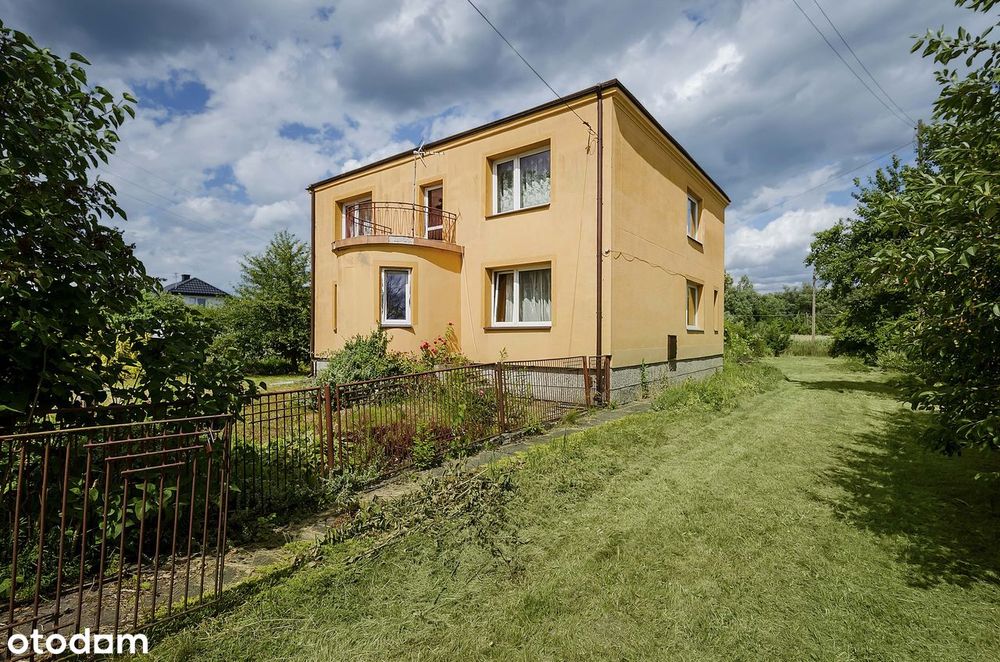 Dom z dużą działką i potencjałem – Oleszyce, ul. Kolejowa