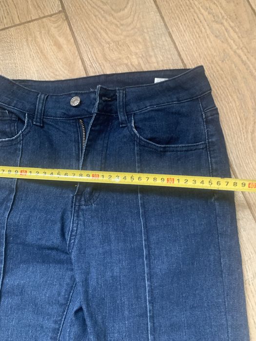 Джинси жіночі кльош