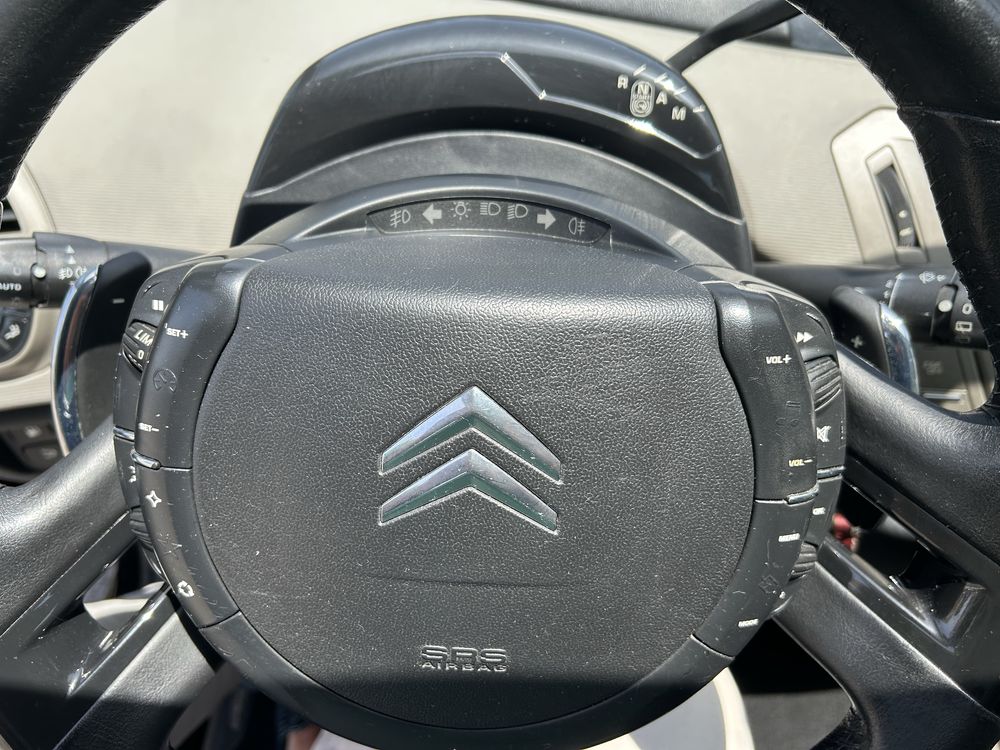 Citroen C4 grand picasso 2009  Aut. poucos kms