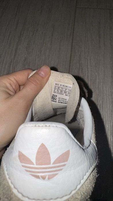 33-34 Оригінальні Adidas Gazelle пильно-рожеві