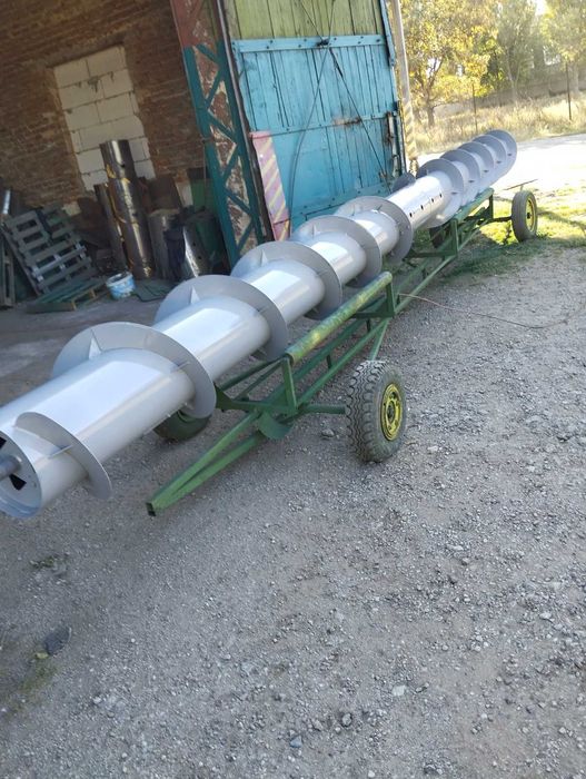 Шнеки та Винти Claas Case John Deere Deutz Fahr Massey Ferguson Бізон