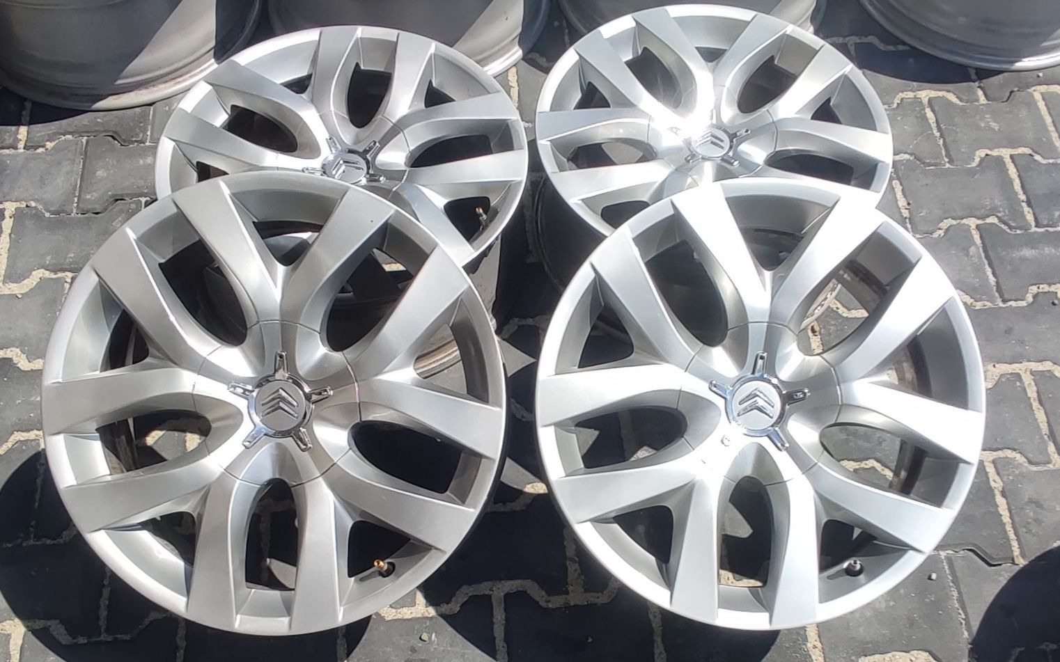 18" 7J 4x108 felgi aluminiowe Citroen C4 grand Picasso