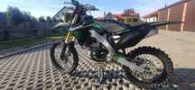 Kawasaki KX250F.