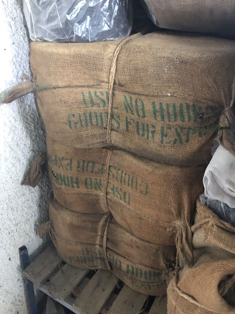 Baixa de preço para desocupar . 0,80€ kilo