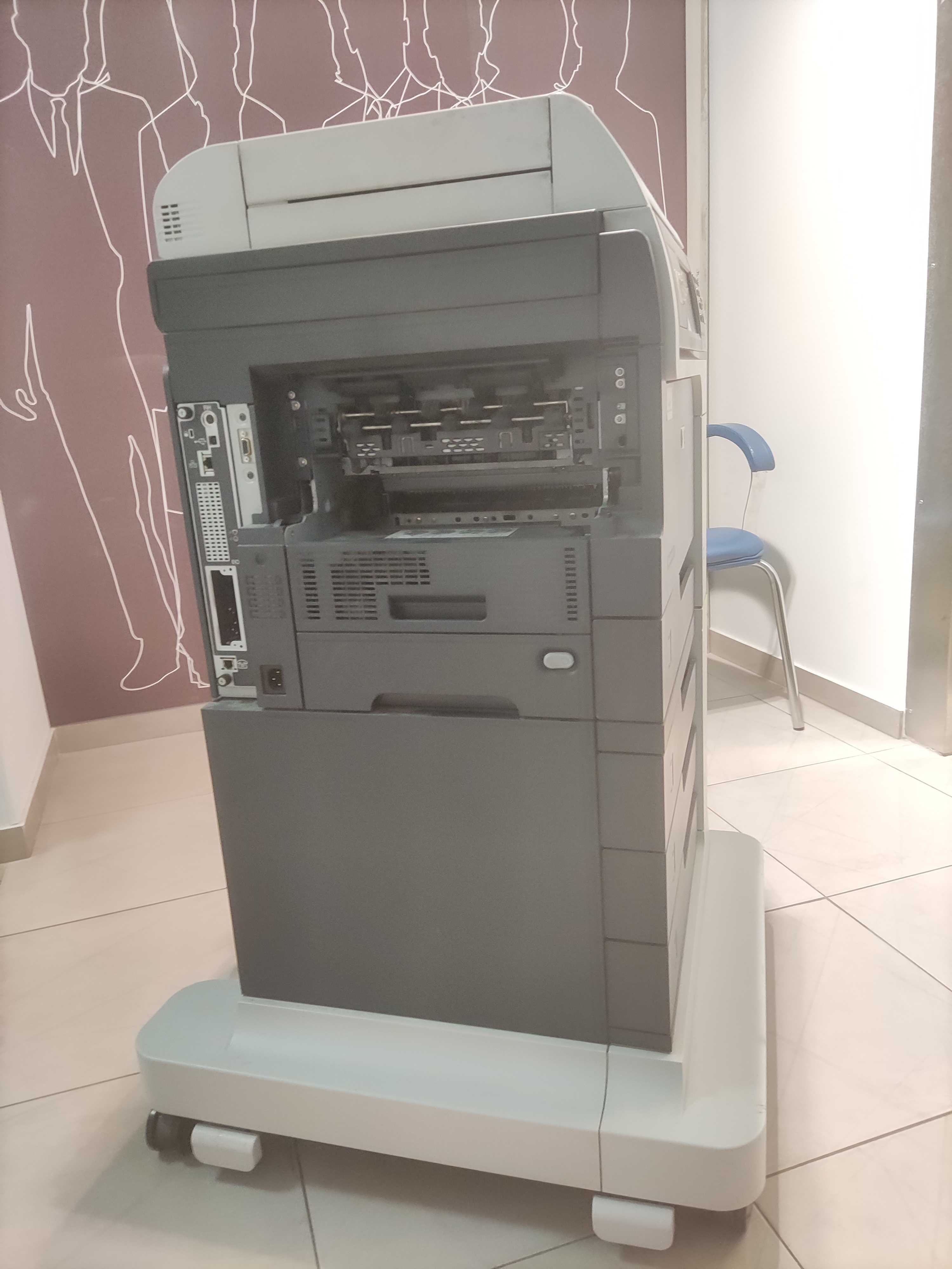 Принтер БФП HP M4555 (потребує кап ремонту)