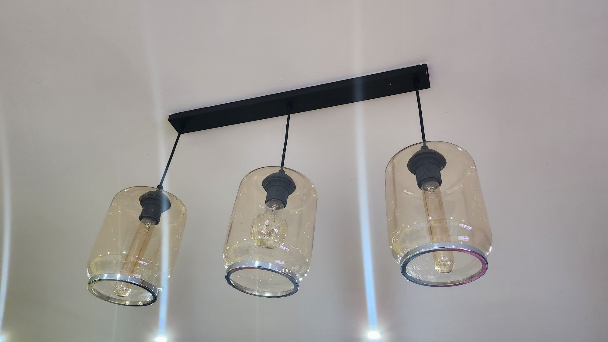 Lampa wisząca (żyrandol) czarna + 3 "słoiki"