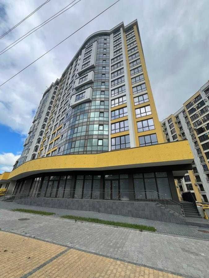 Продам 3 кімнатну квартиру з частковим ремонтом