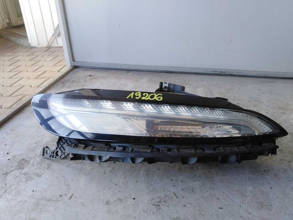 Jeep Cherookee 13-18r. Reflektor Led Prawy