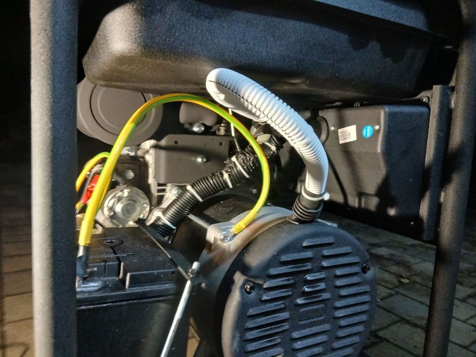 Ремонт та Обслуговування генераторів —Бензо/дизель/інверторні  Бурштин