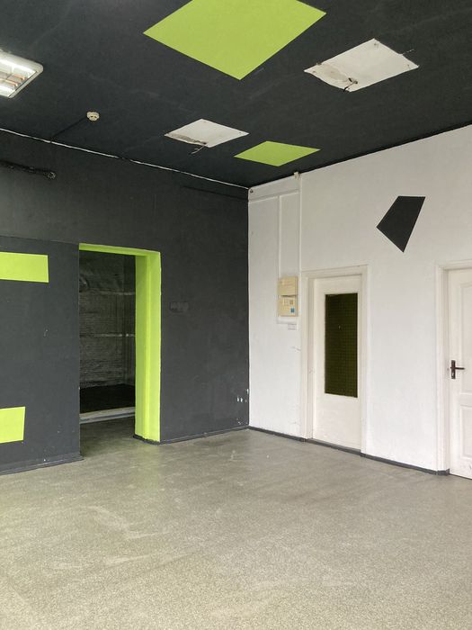 Продам приміщення район військового госпіталю