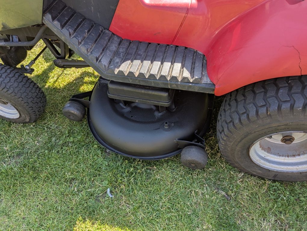Kosiarka traktorek Castelgarden Twin-Cut Briggs Stratton 16/102