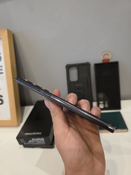 Samsung S23 Ultra 256 GB Swietny stan gratisy