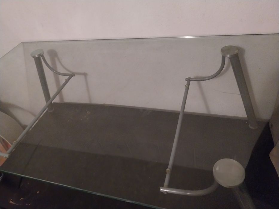 Mesas de centro  inox com vidro  lapidado / rustica em madeira  impeca