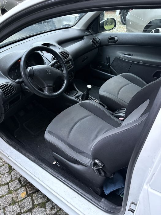Peugeot 206 1.4 HDI bardzo oszczędny 4,5l na dojazdy 2008 dwa miejsca