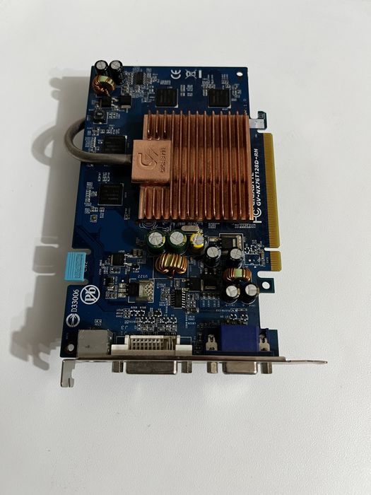 Відеокарта Gigabyte GV-NX76T128D-RH